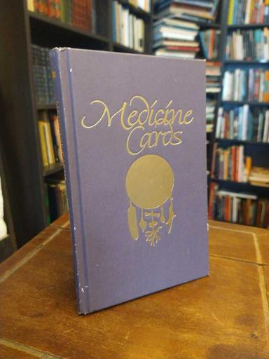 Medicine Cards - Jamie Sams · David Carson