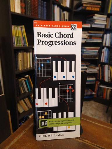 Basic Chord Progressions - Dick Weissman