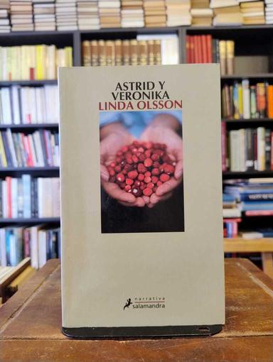 Astrid y Veronika - Linda Olsson